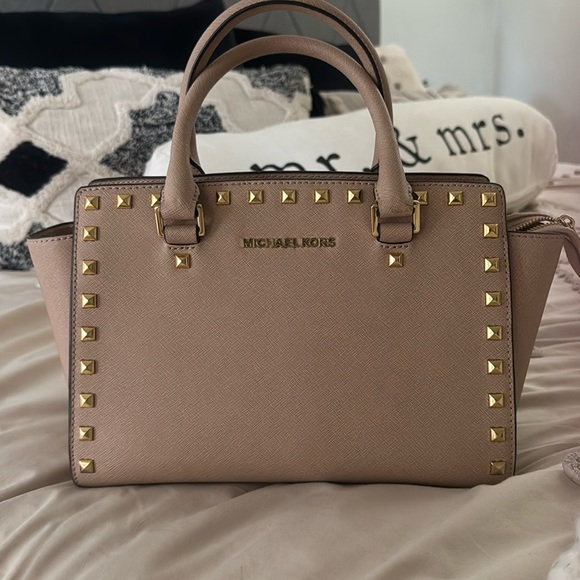 Michael Kors Satchel - Picture 1 of 9